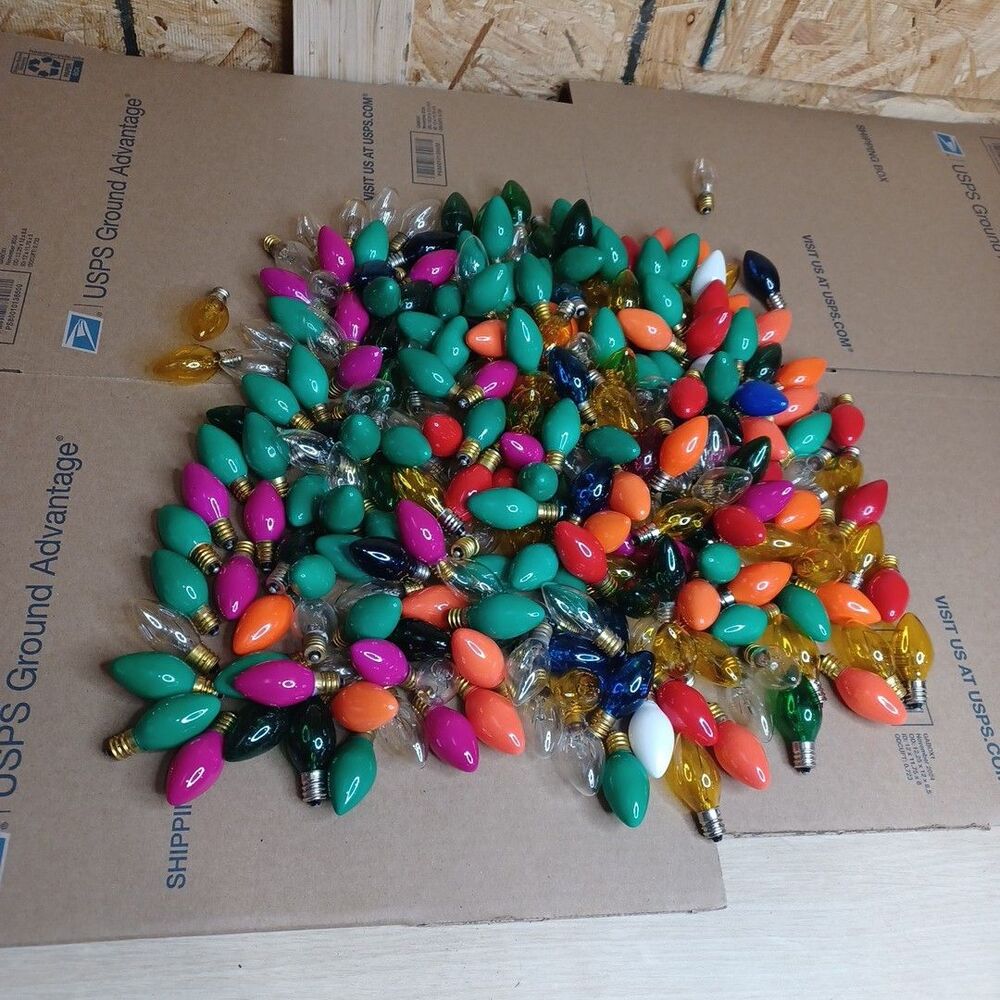 235 Lot Colored Christmas Light Bulbs - C 7 Show Light Multicolor Some Blink